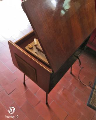 Raffinata composizione radio anni '50