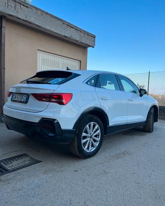 Audi q3 sportback s tronic