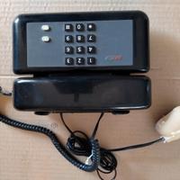 Telefono fisso usato per casa