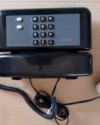Telefono fisso usato per casa