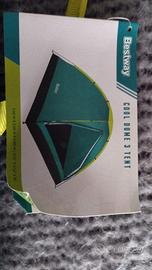 Tenda da campeggio e sacco a pelo