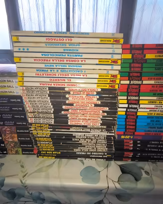 Fumetti e manga  leggere in descrizione 