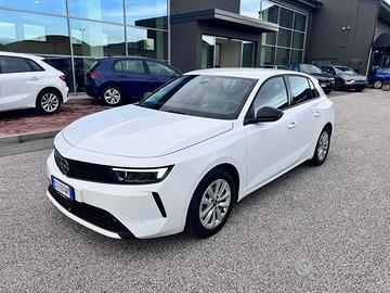 Opel Astra 1.2 Turbo 110 CV Edition