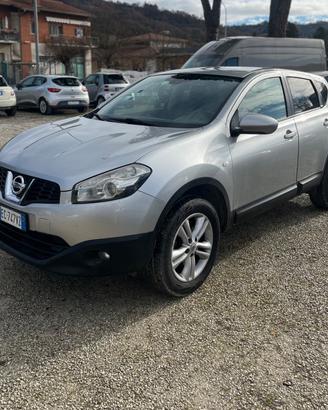 Nissan Qashqai 1.5 dCi PERFETTA SI NEOPATENTATI
