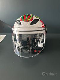 Casco moto aperto con visiera