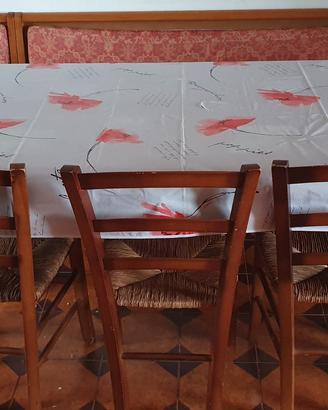 Tavolo e giropanca