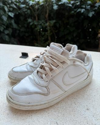 Nike in pelle bianca - n.42