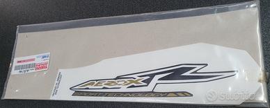ADESIVO EMBLEMA YAMAHA AEROX - 1BXF83913000