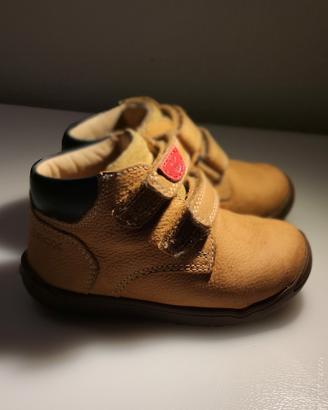 Scarponcini Geox per bambino taglia 21