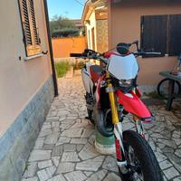 Hm crm 125 - 2016
