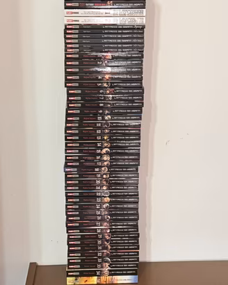 Attacco dei Giganti completa 1/34 con speciali
