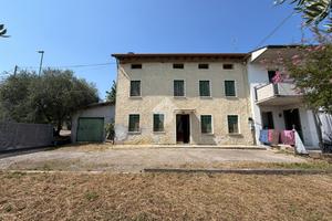 CASA INDIPENDENTE A PIANEZZE