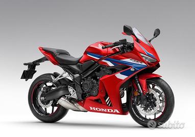 Honda CBR 650 R 2025 E-Clutch In pronta Consegna