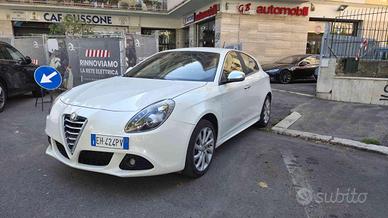 ALFA ROMEO Giulietta 2.0 JTDm-2 170 CV Distincti