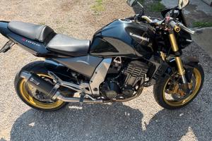 Kawasaki z1000