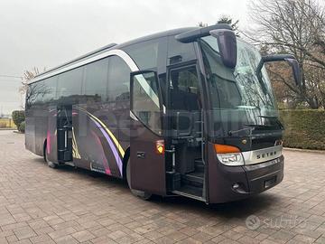 Autobus turistico Setra S411