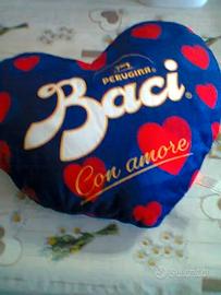 cuscino cuore Baci perugina