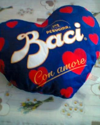 cuscino cuore Baci perugina