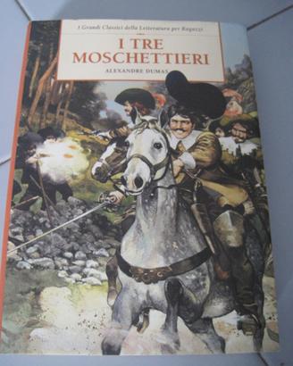 Libro "I tre moschettieri" A. Dumas
