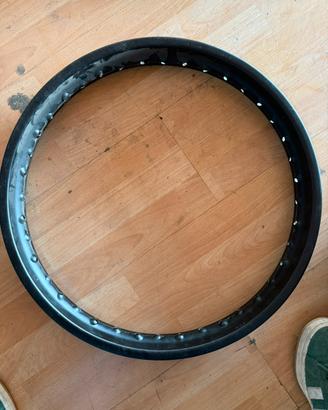 Cerchione Honda cb550 four