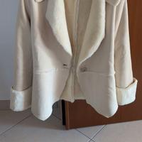 Giacca da donna beige con pelliccia di Denny Rose
