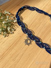 Choker macramè blu artigianale