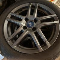 Gomme e cerchi il lega per Ford Courier