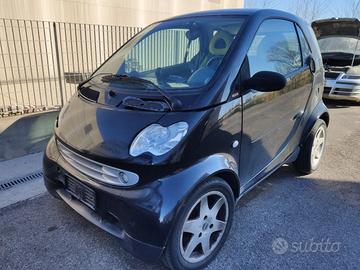 Smart Fortwo anno 2001 ricambi usati