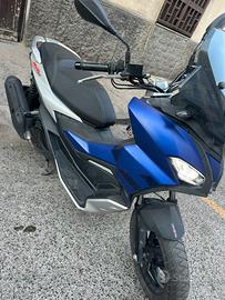 Aprilia srgt 200