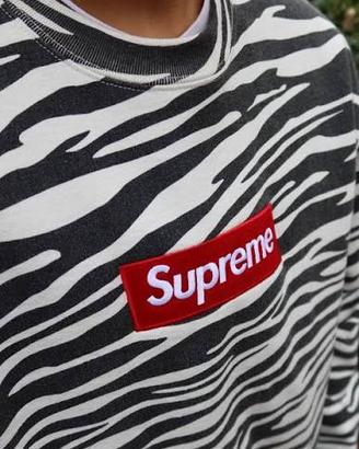Crewneck Supreme Box Logo (FW22) Zebra