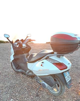Aprilia Atlantic 300 - 2012