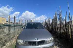 BMW serie 118 d o pezzi per ricambio