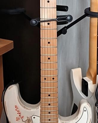 chitarra elettrica artigianale 