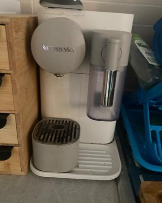 Nespresso lattissima one