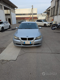 BMW 318 i touring