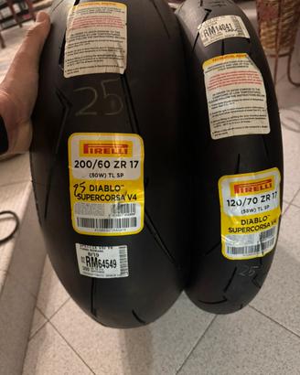 Pirelli supercorsa V4 SP