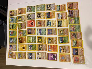 Collezione di carte POKEMON