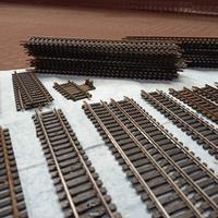 Binari lima in perfette condizioni