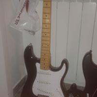 chitarra elettrica Stratocaster 