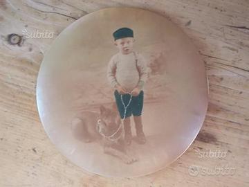 Antico coperchio foto scatola metallo