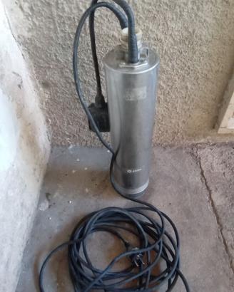 Pompa sommersa con galleggiante 1 KW