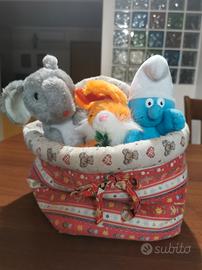 Capiente cestino imbottito con 5 peluch