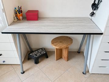 Scrivania IKEA  120×60cm Regolabile
