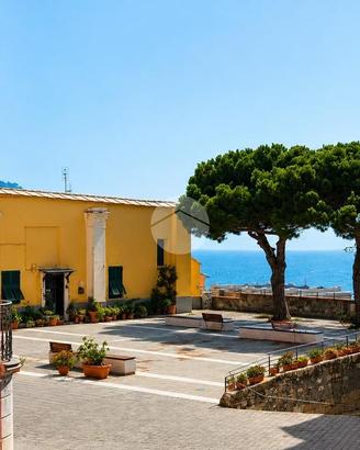 MONOLOCALE A IMPERIA