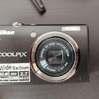 Macchina Fotografica Nikon S570 + Memoria 2GB