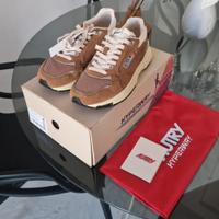 Autry Hyperway 41  Low Man nel colore Sigaro e Blu