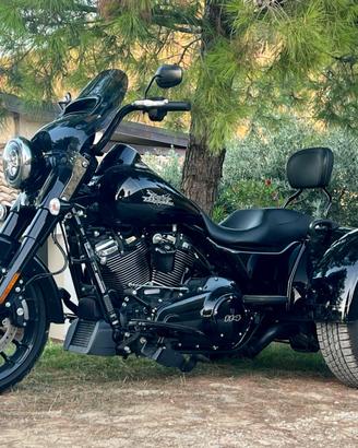 Harley Davidson Trike Freewheler