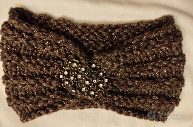 fascia capelli in lana con applicazione strass