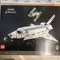 Lego 10283 Space Shuttle Discovery