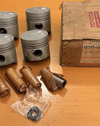 Toyota Land Cruiser LJ70 Hilux 2L 2LT PISTONI